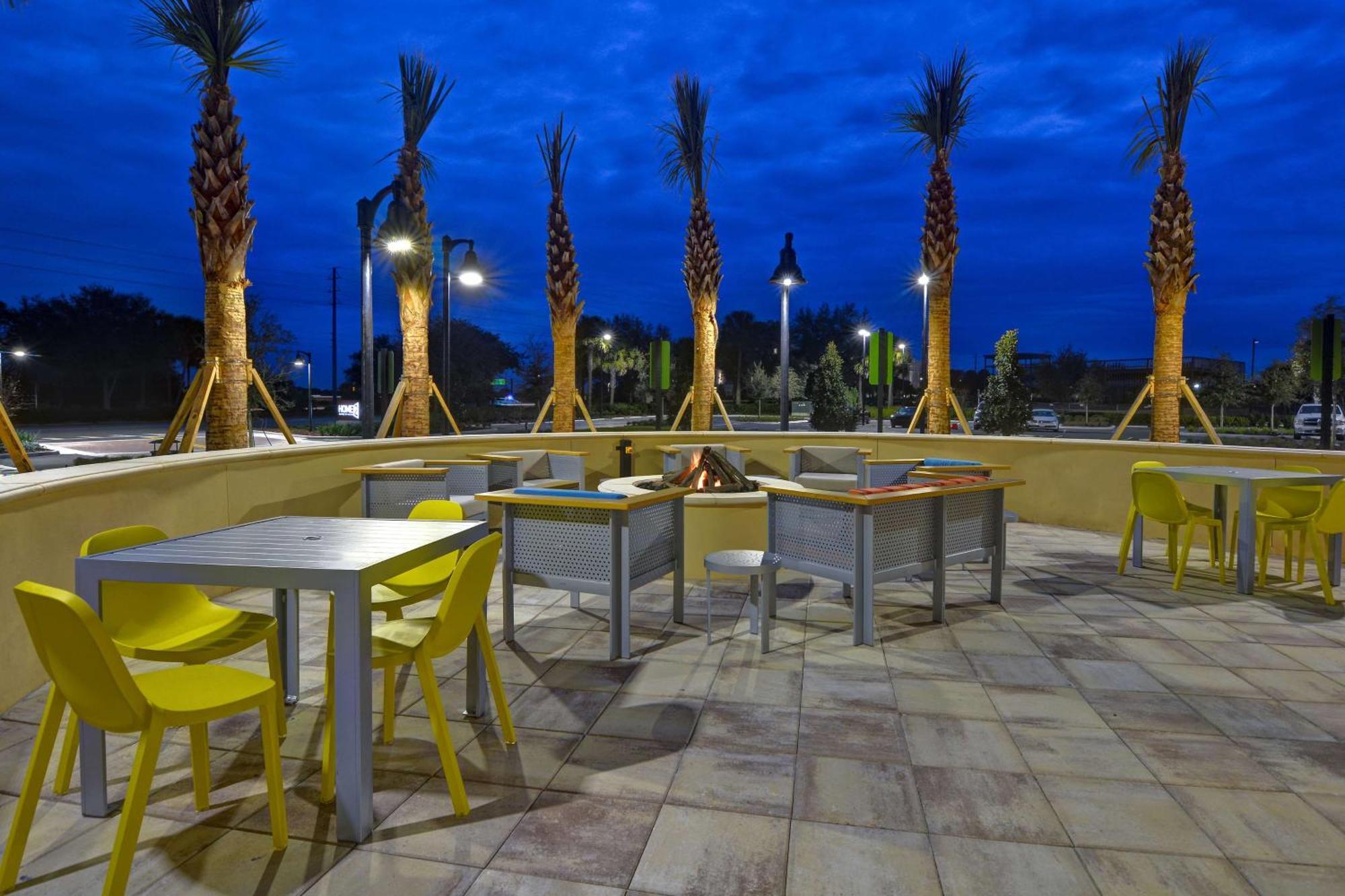 Home2 Suites By Hilton Orlando Flamingo Crossings, Fl Exterior photo
